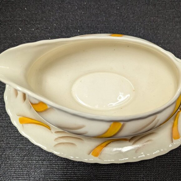 Vintage Myott Son and Co Hand Painted Porcelain Gravy Boat with Under Plate - Picture 4 of 6